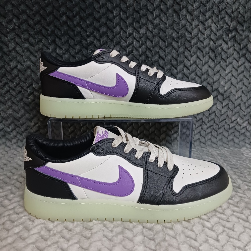 Nike Air Jordan 1 Retro Low OG GS Black Raspberry Sneakers Size 7Y Women's 8.5